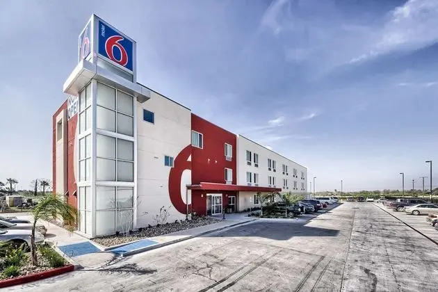 Motel 6 Weslaco, TX - Öne Çıkan Resim