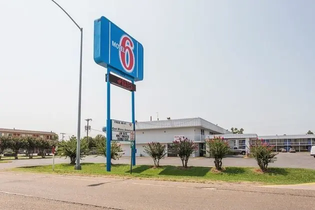 Motel 6 West Memphis, AR - Dış Mekan