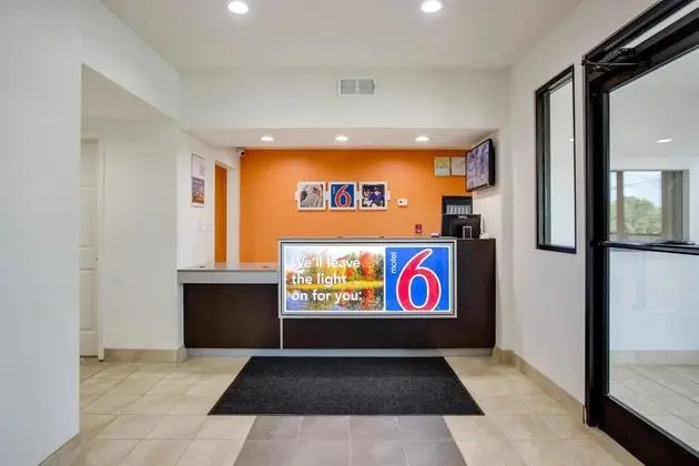 Motel 6 White House TN