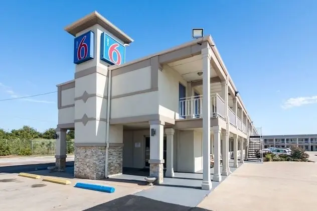 Motel 6 Wichita Falls, TX - North