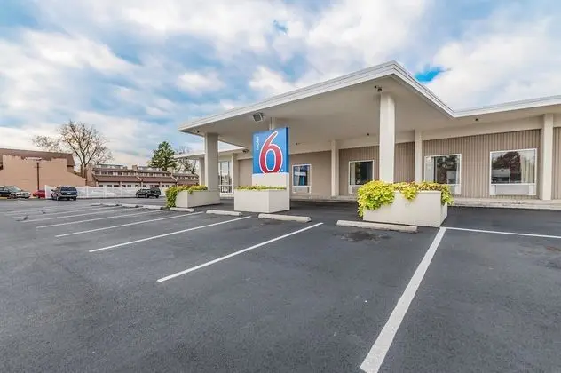 Motel 6 Winchester, VA - Dış Mekan