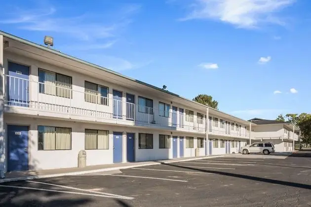 Motel 6 Winnemucca, NV - Dış Mekan