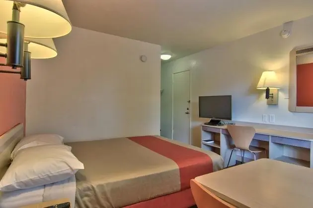Motel 6 Woodland - Sacramento Area