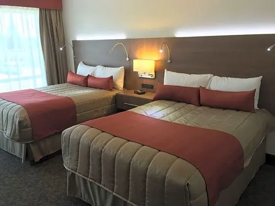 MOTEL ADAM
