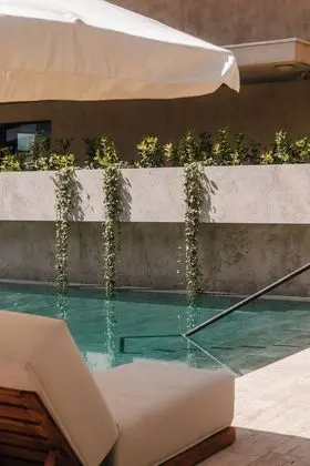 M Boutique Hotel - Designed for Adults - Havuz