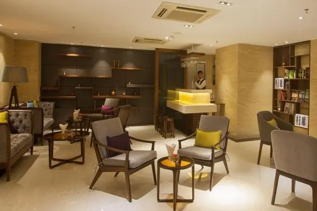 M Boutique Hotel - Lobi
