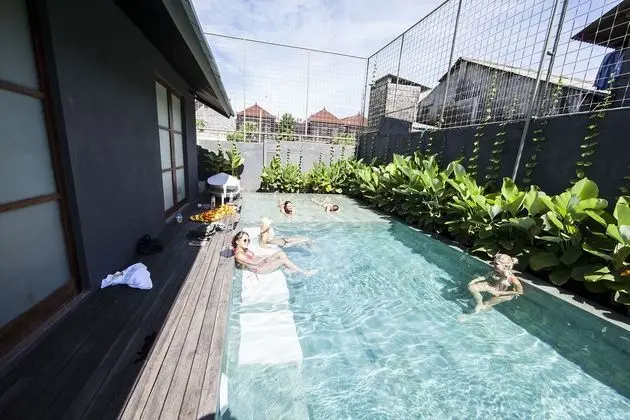 M BOUTIQUE HOSTEL - Havuz