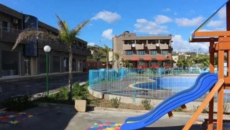 Motel Café Resto La Rocade - Havuz