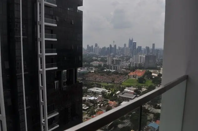 M City Apartment