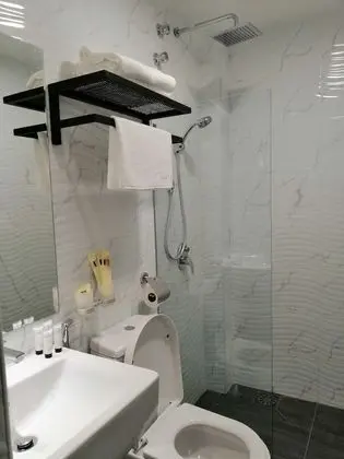 M Design Hotel Taman Pertama - Banyo Tipleri