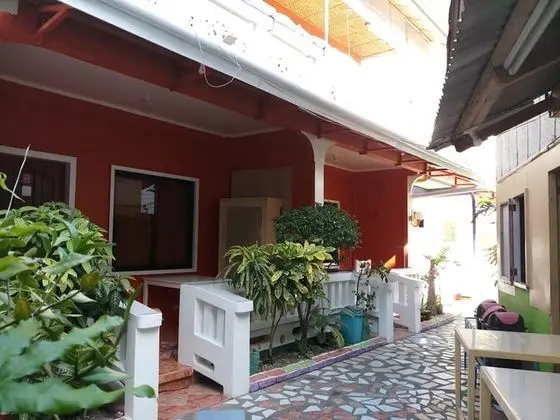 M&E Guesthouse - Dış Mekan