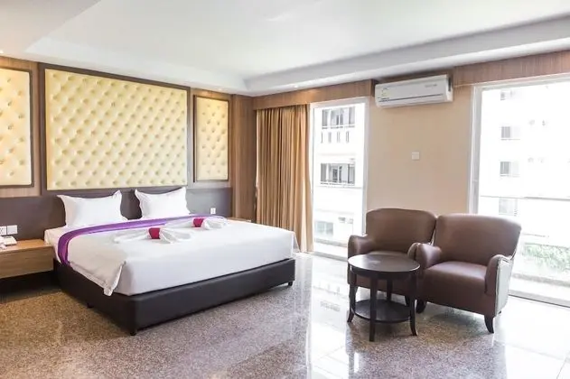 M Village Hostel