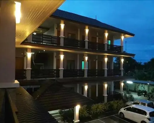 M Grand Hotel