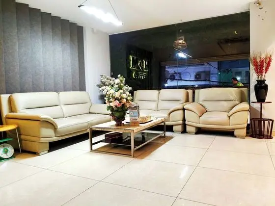 M&H Hotel - Dış Mekan