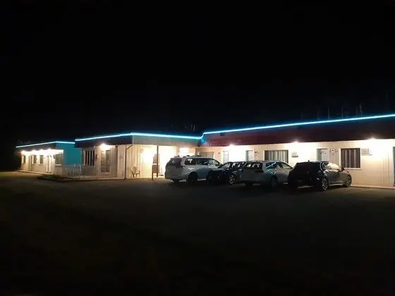 Motel Happy Salmon - Dış Mekan