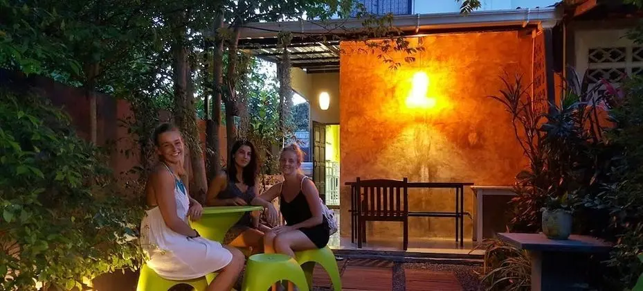 M Hostel Lanta