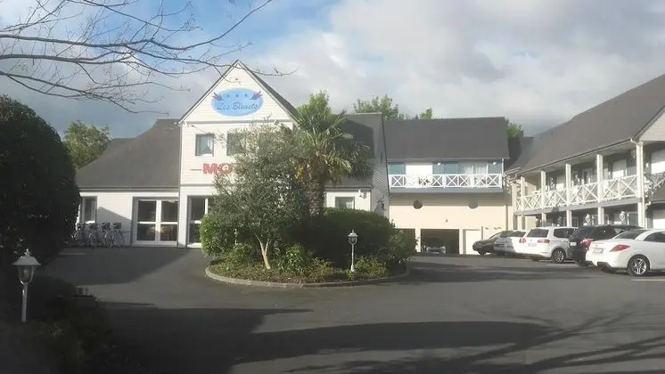 Motel Les Bleuets - Dış Mekan