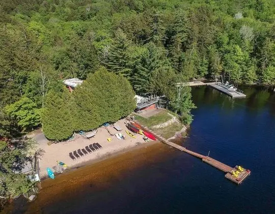 Motel Long Lake and Cottages - Plaj