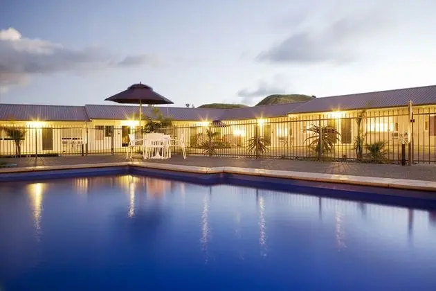 MOTEL OASIS