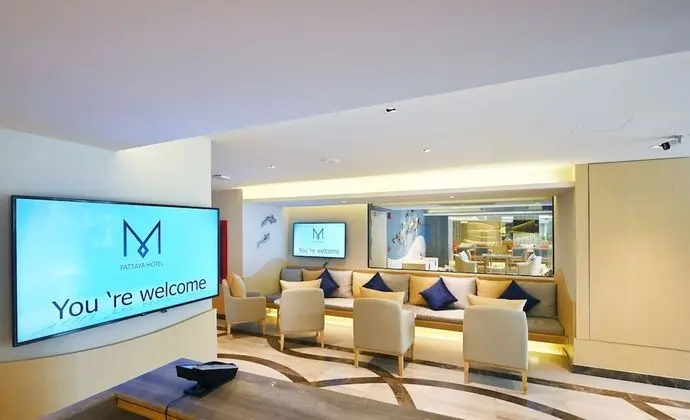 M Pattaya Hotel - Lobi