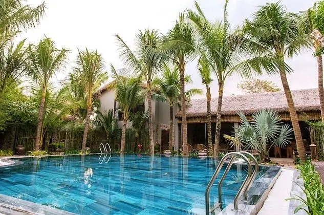 M Resort Phu Quoc - Havuz