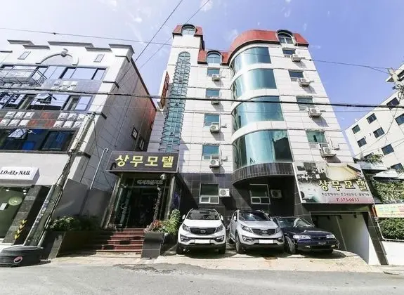 Motel Sangmu Gwangju