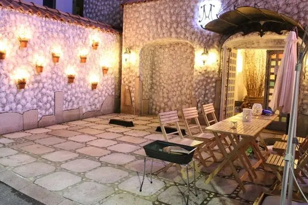 Hotel M