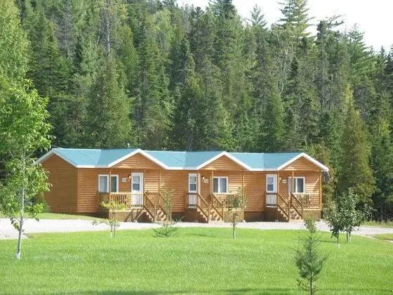 Motel Triplex Lac a Jimmy - 1