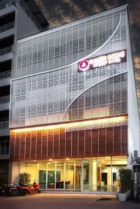 M.U.DEN Patong Phuket Hotel - Dış Mekan