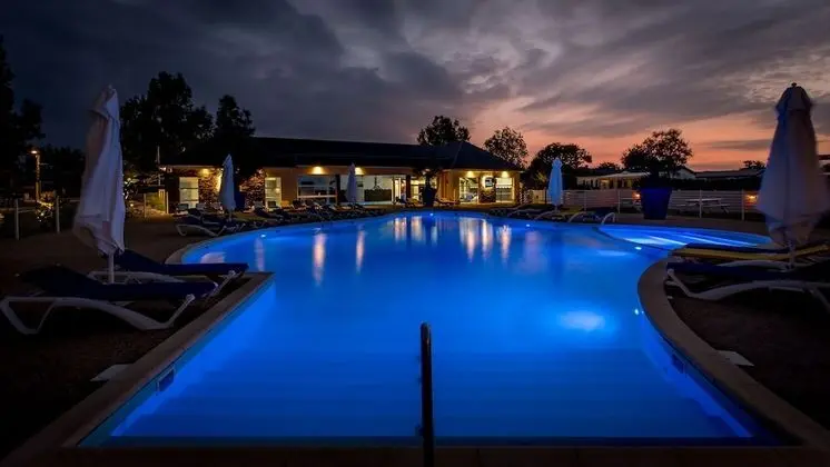 M&V Resort - 1