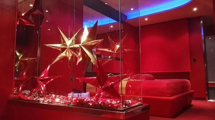 Motel Venus Madrid Sur - Adults Only - Dış Mekan