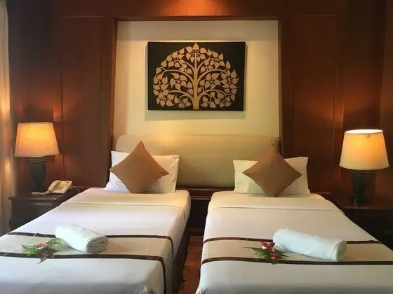 Ma Doo Bua Phuket (มาดูบัวภูเก็ต) - Oda