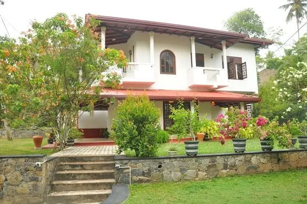 maali residence