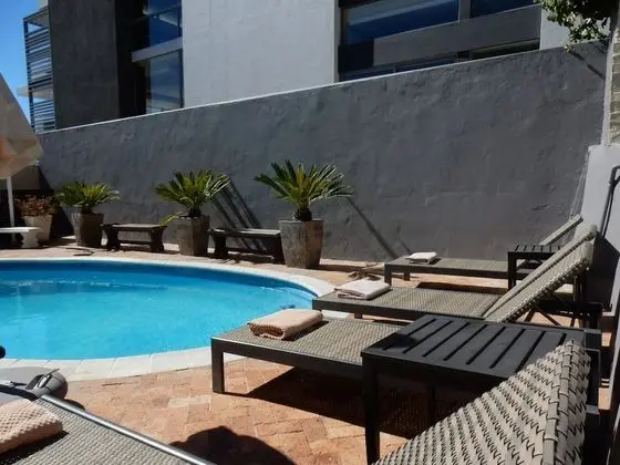 Maartens Guesthouse - Havuz