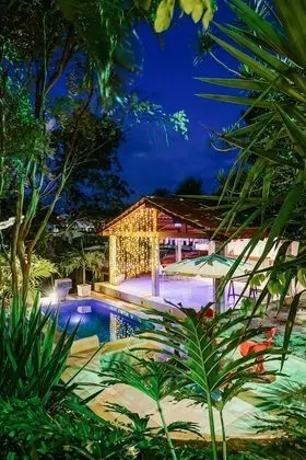 Macaco Surf House