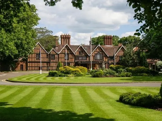 Macdonald Alveston Manor