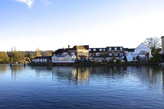Macdonald Compleat Angler