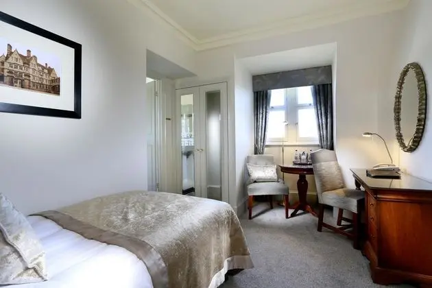 Macdonald Randolph Hotel