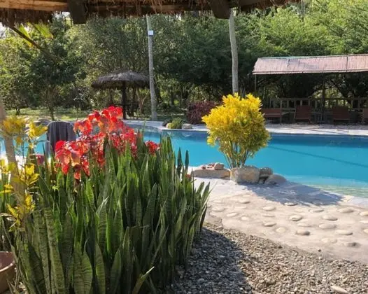 Machan Country Villa - Havuz
