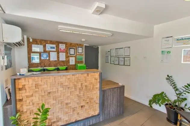 Mackay Oceanside Central Hotel - Lobi
