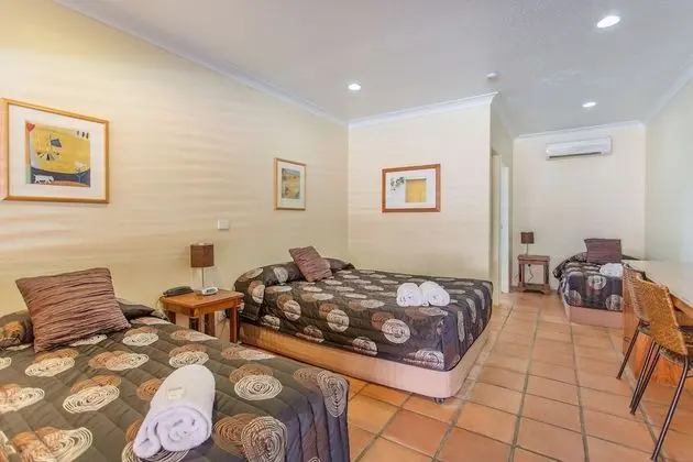 Mackay Rose Motel - Oda