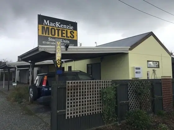 Mackenzie Motels - Lobi
