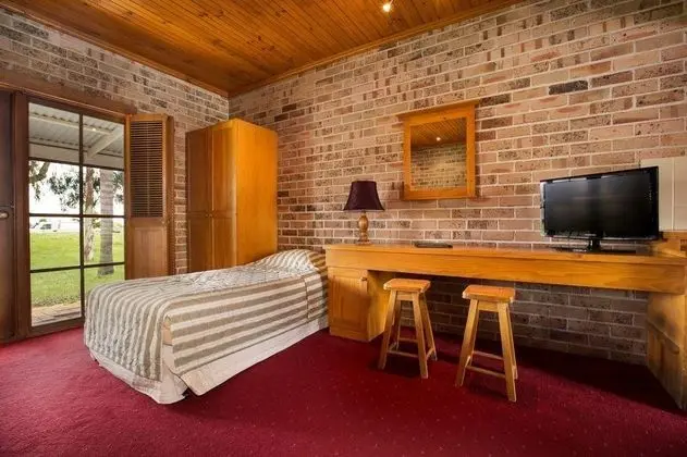 Macquarie Inn