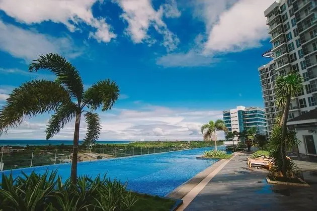 Mactan Fully Furnished Condo - Havuz