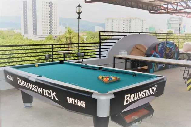 Mad Monkey Cebu City - Adults Only