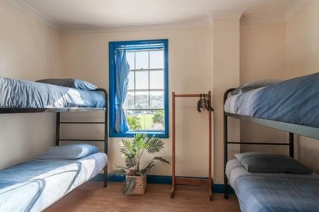 Mad Monkey Coogee Beach Hostel - Oda