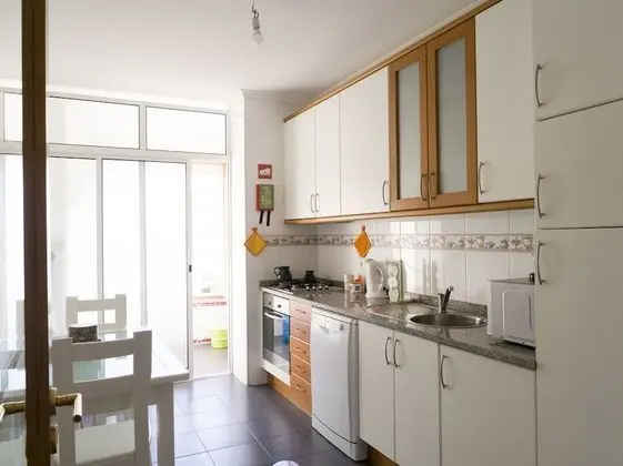 Madalena Beach Apartment by MP - Mutfak