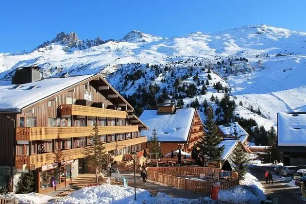 Madame Vacances Hotel Le Mottaret - Dış Mekan