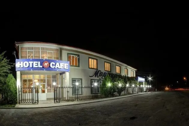 Madanur hotel