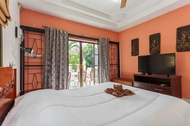 Madee Villa - Pattaya Holiday House Walking Street - Oda